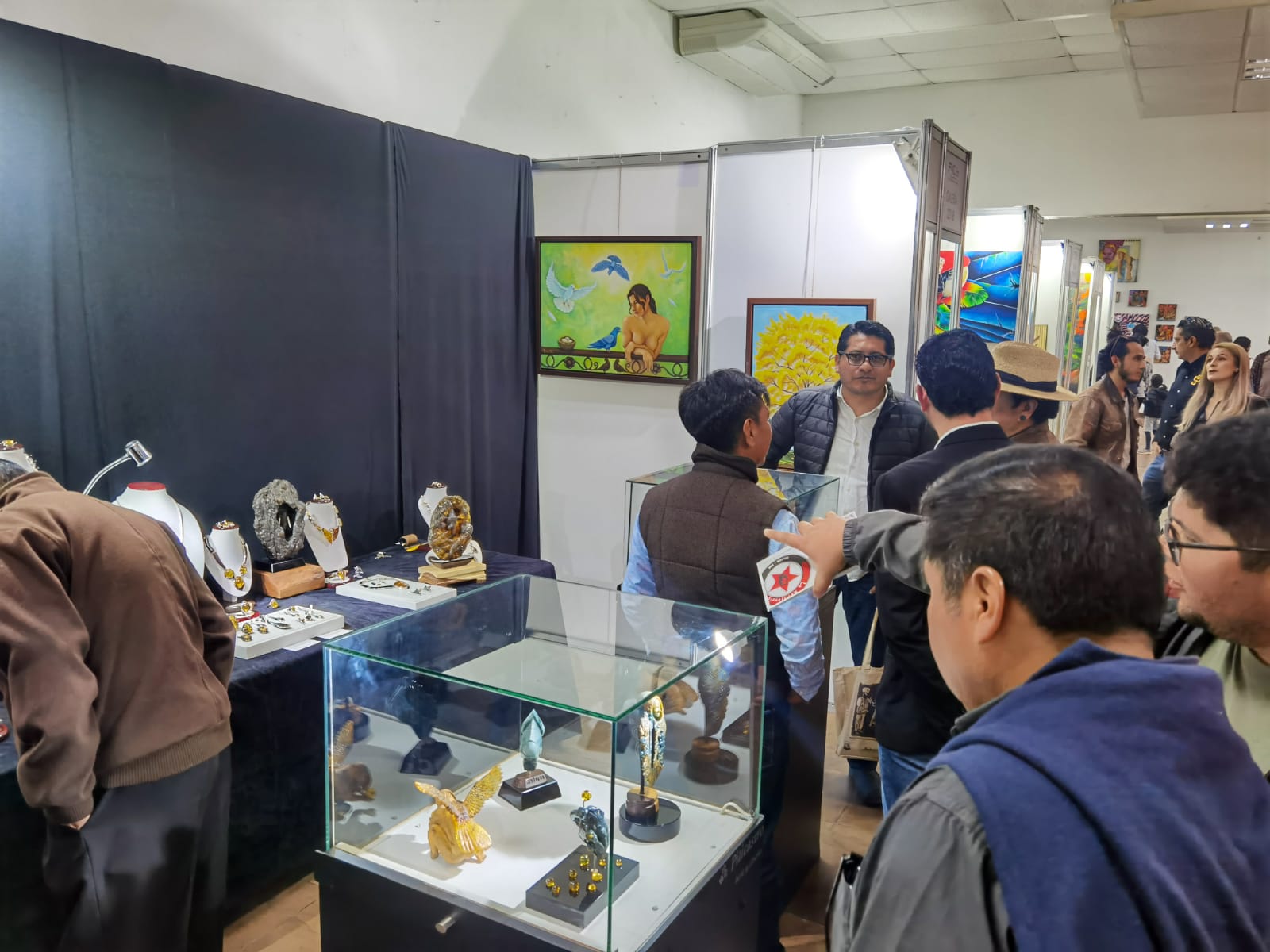 Realizan en SCLC la IV Feria de Arte Chiapas