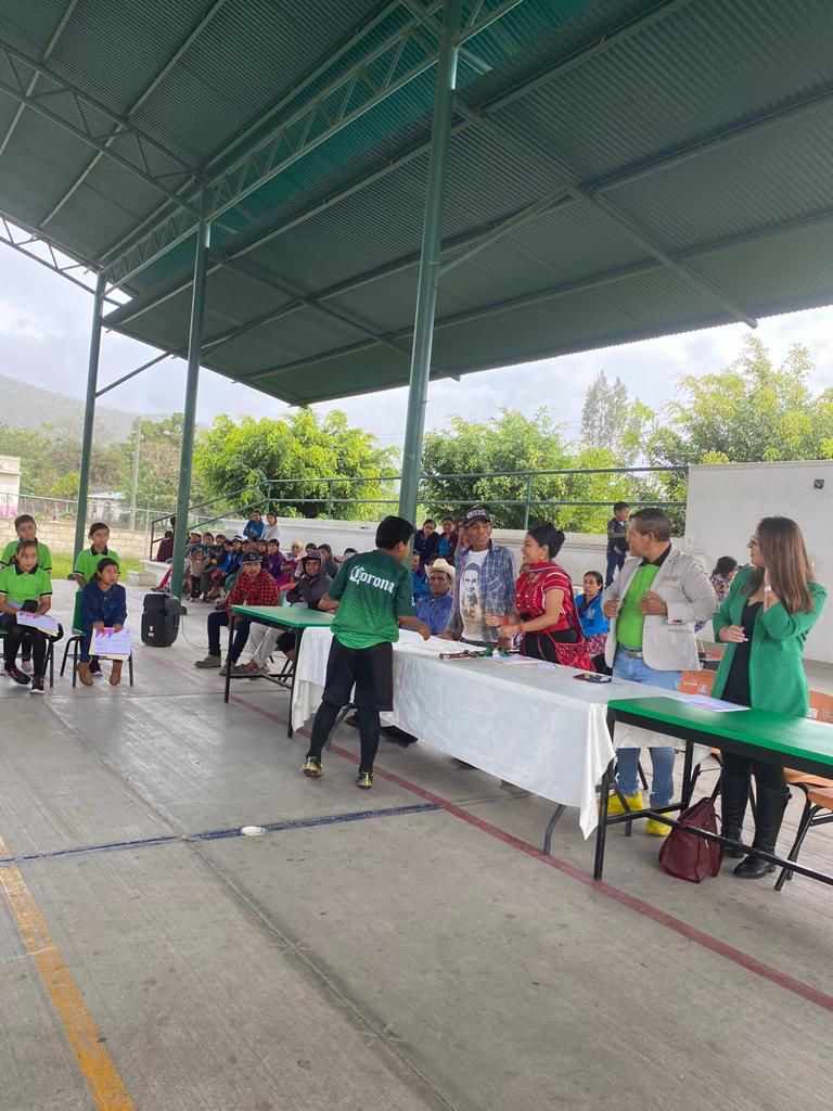 Diputada 𝐅𝐚𝐛𝐢𝐨𝐥𝐚 𝐑𝐢𝐜𝐜𝐢 rinde 𝐬𝐮 𝐏𝐫𝐢𝐦𝐞𝐫 𝐈𝐧𝐟𝐨𝐫𝐦𝐞 𝐋𝐞𝐠𝐢𝐬𝐥𝐚𝐭𝐢𝐯𝐨