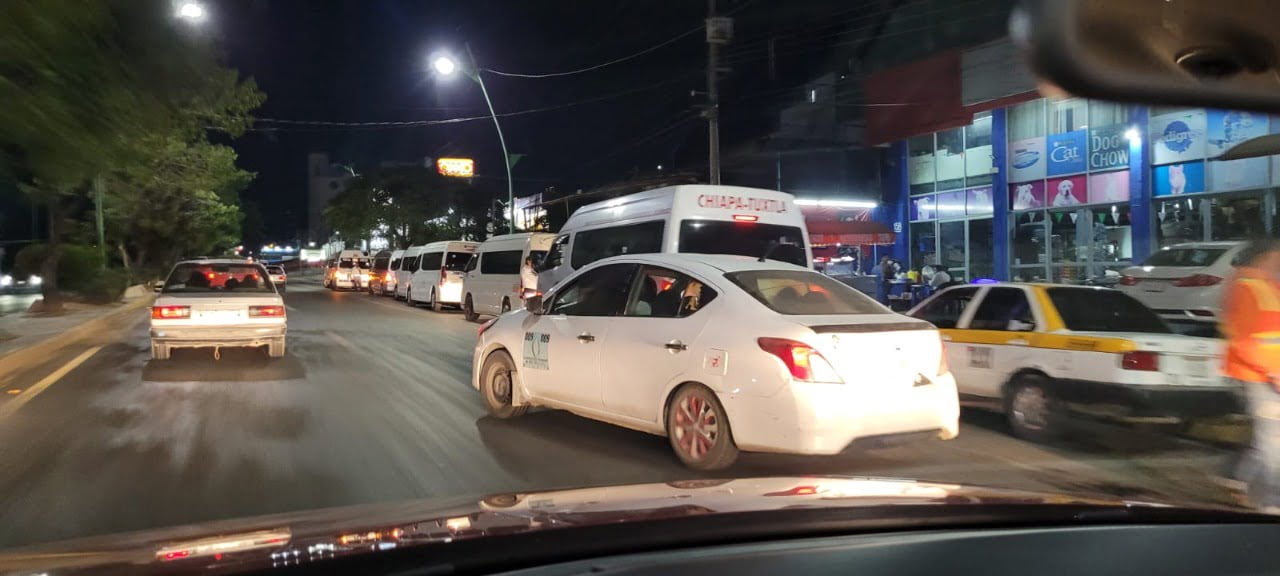 Piden orden en el transporte