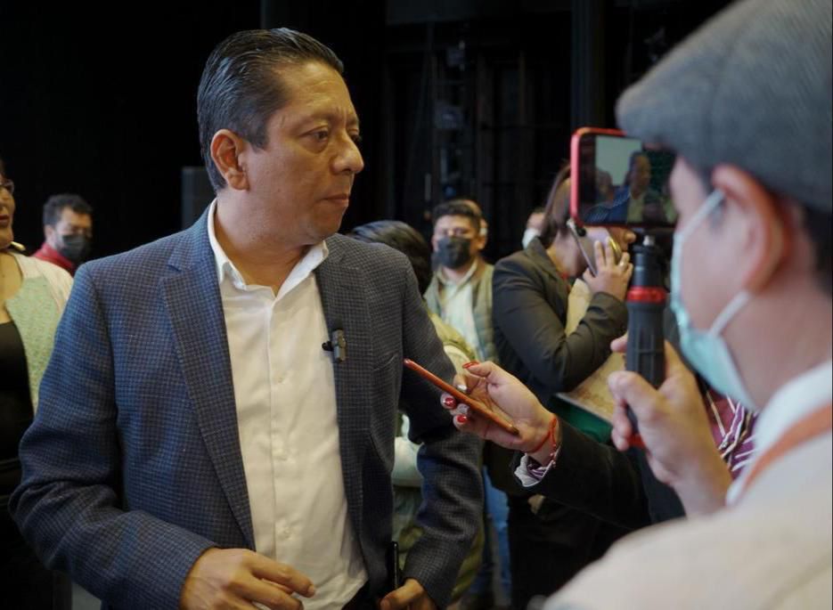 Termina era de cuotas y cuates en el INE: Llaven Abarca