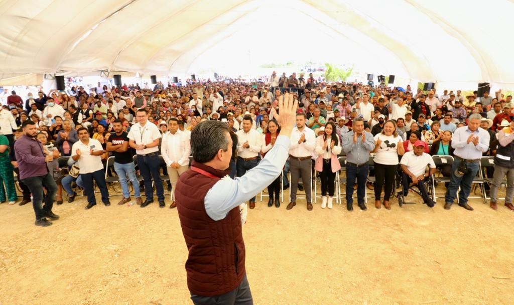 No escatimamos recursos para acabar con el rezago en materia de salud: Rutilio Escandón