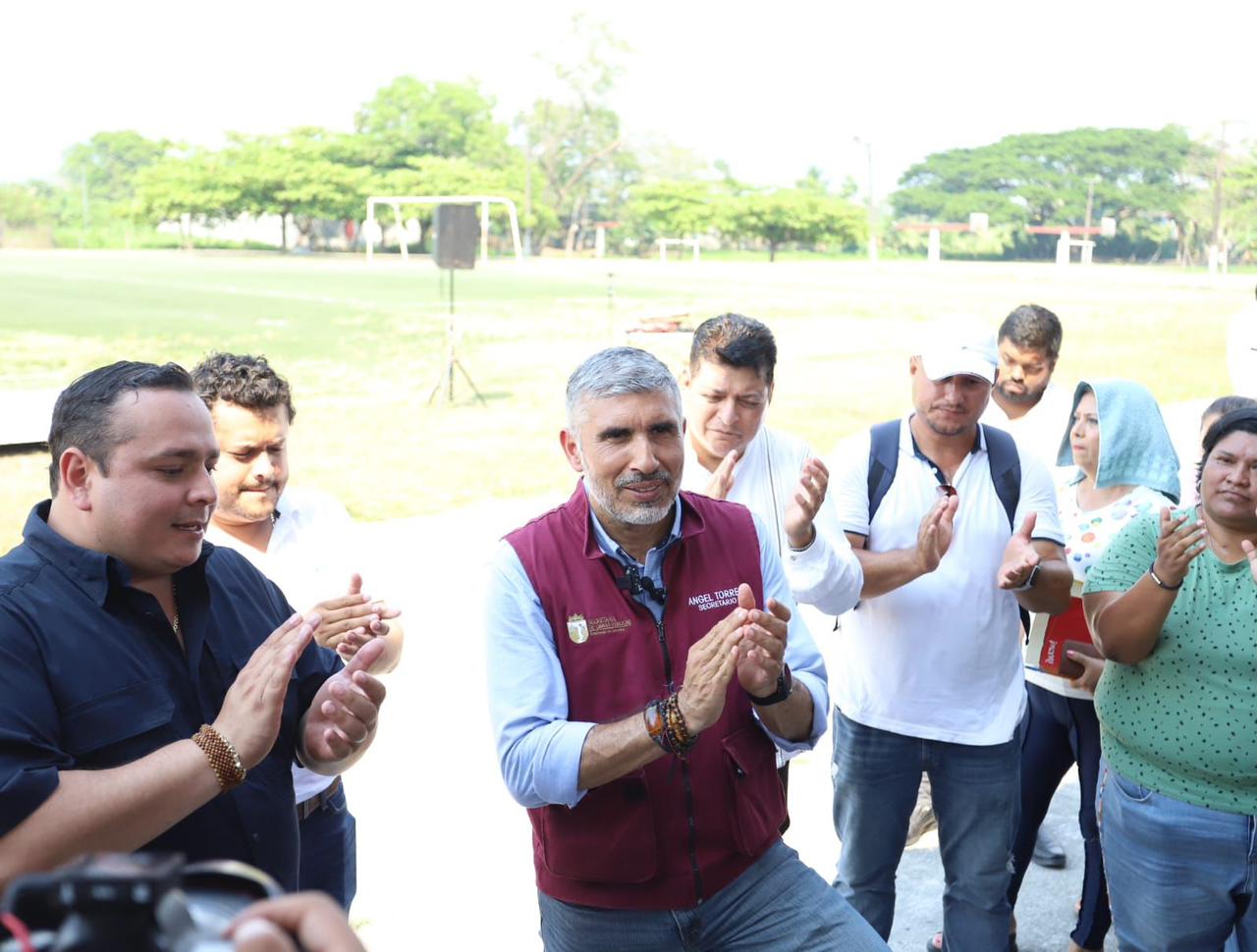 En breve arrancará la rehabilitación integral de la Unidad Deportiva en Pichucalco: Ángel Torres