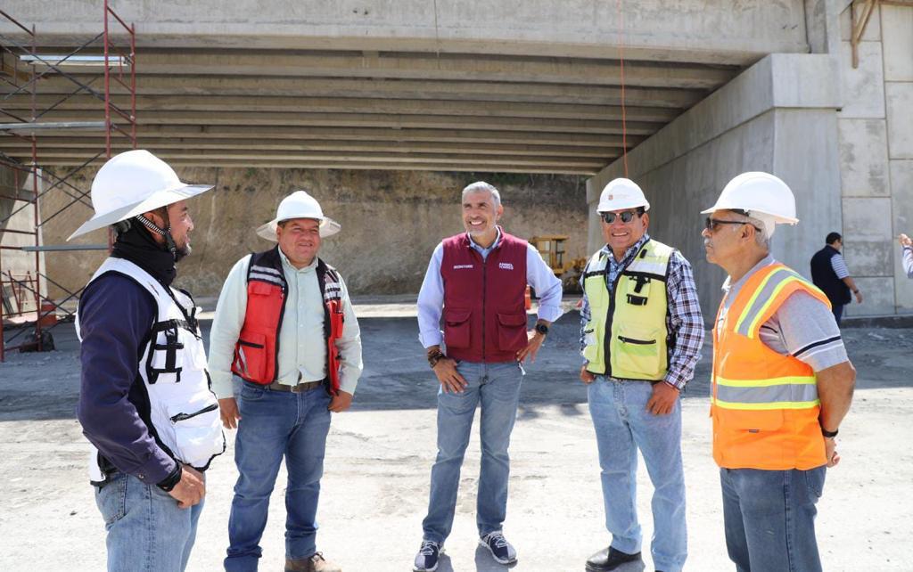 Se trabaja en tiempo y forma en el paso a desnivel y puente de acceso al nuevo hospital del IMSS: Ángel Torres