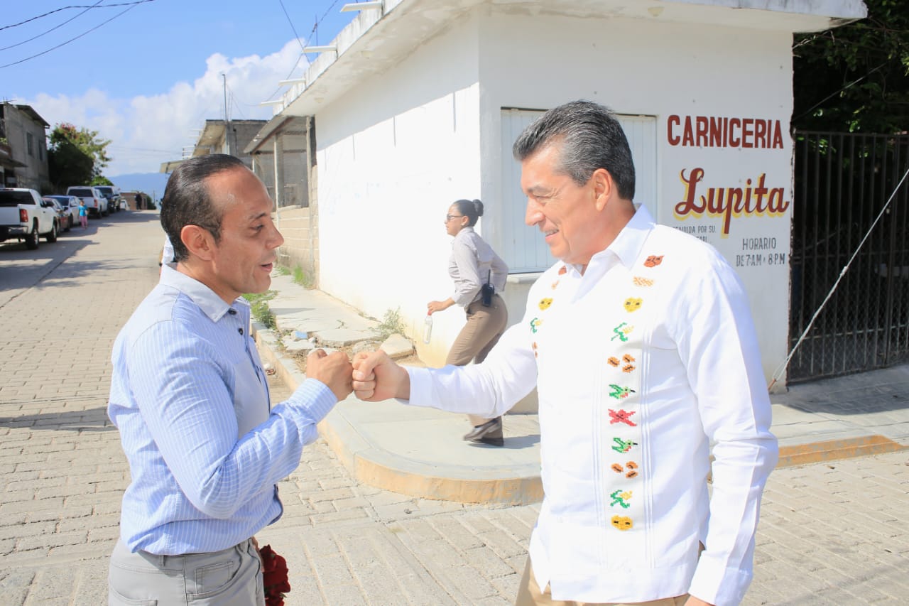 En Suchiapa, Rutilio Escandón inaugura vialidades en los Barrios Arenal I, Arenal II y Las Pilas