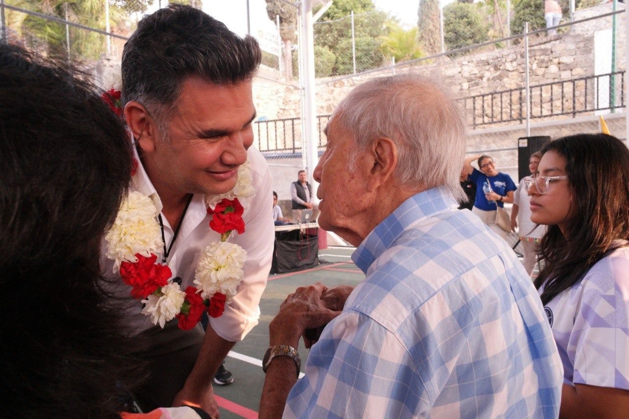 Willy Ochoa va por la primera minoría al Senado