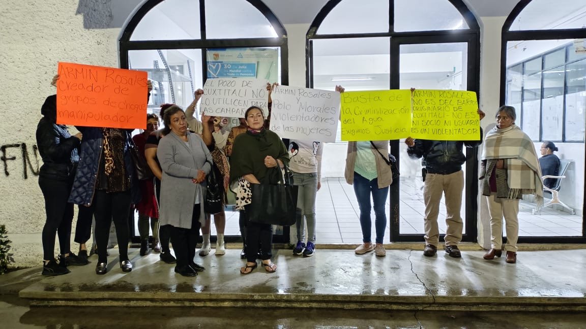 Polo Morales se roba agua del sistema Chupactik y agrede a mujeres de Cuxtitali