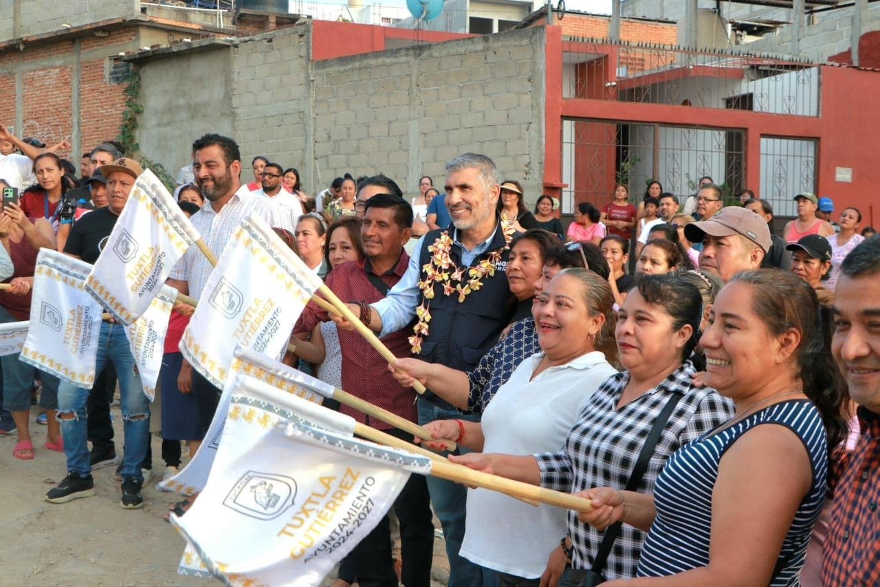 Una calle más para Tuxtla; ahora en la colonia Dr. Gabriel Gutiérrez Zepeda: Angel Torres