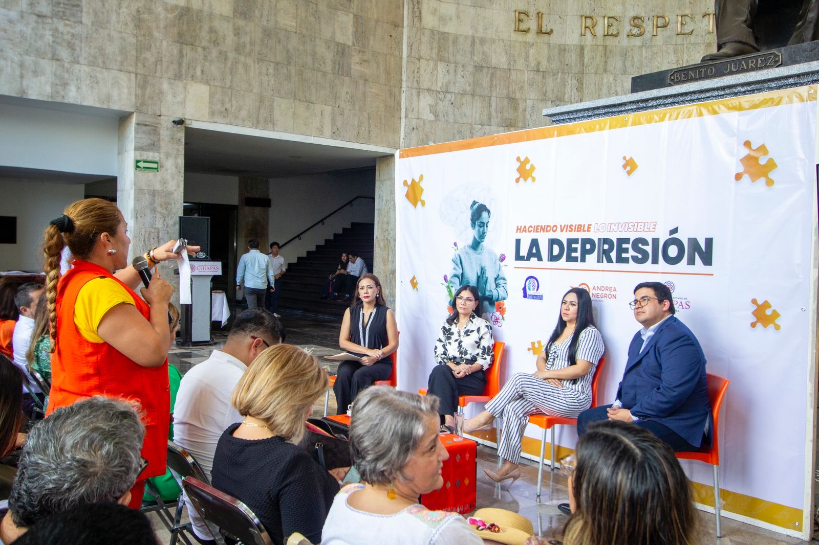 Imparten conversatorio sobre la depresión en Congreso Estatal