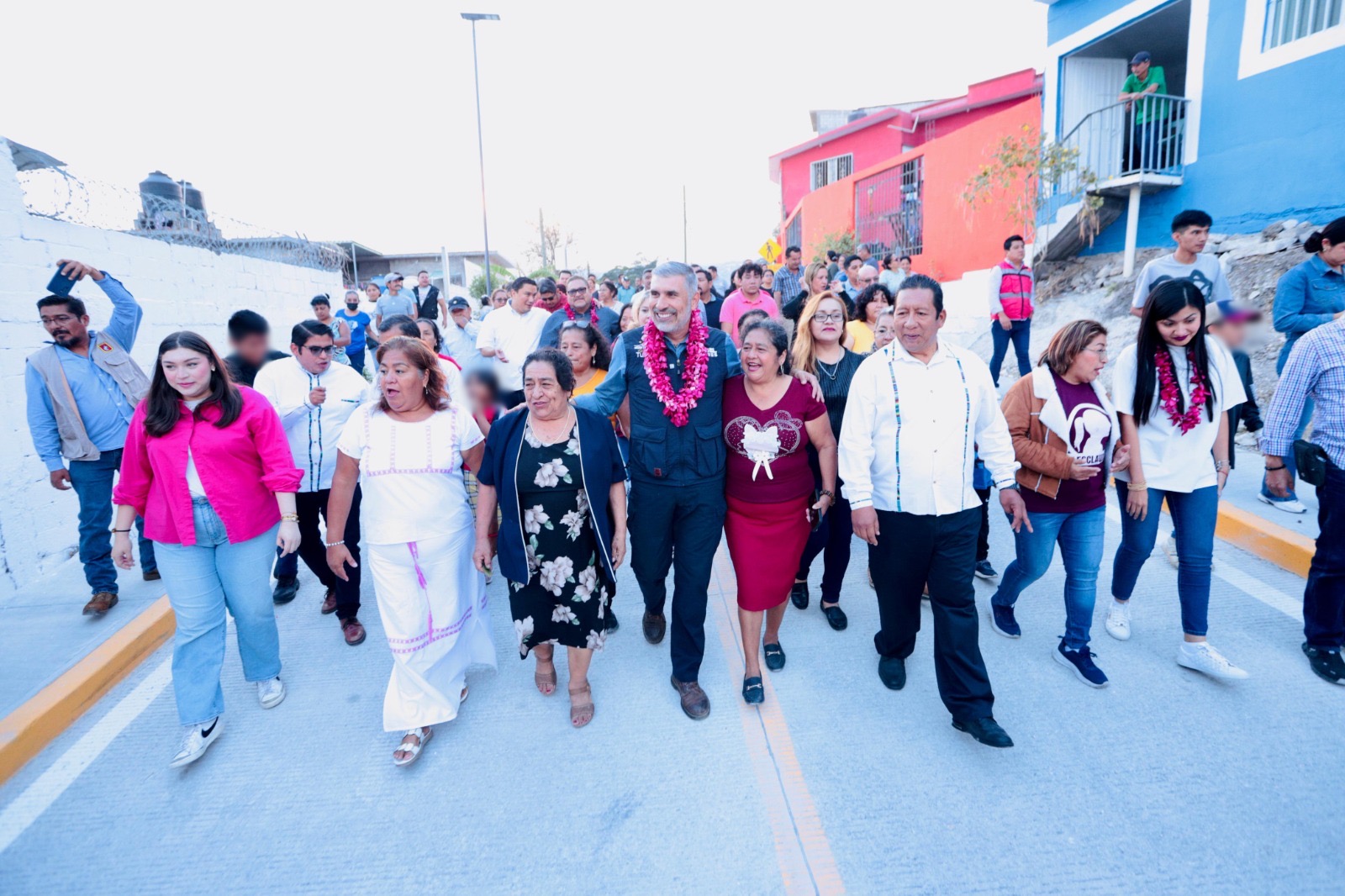 Se contribuye a la conectividad con calle nueva en la 12 de Noviembre: Angel Torres
