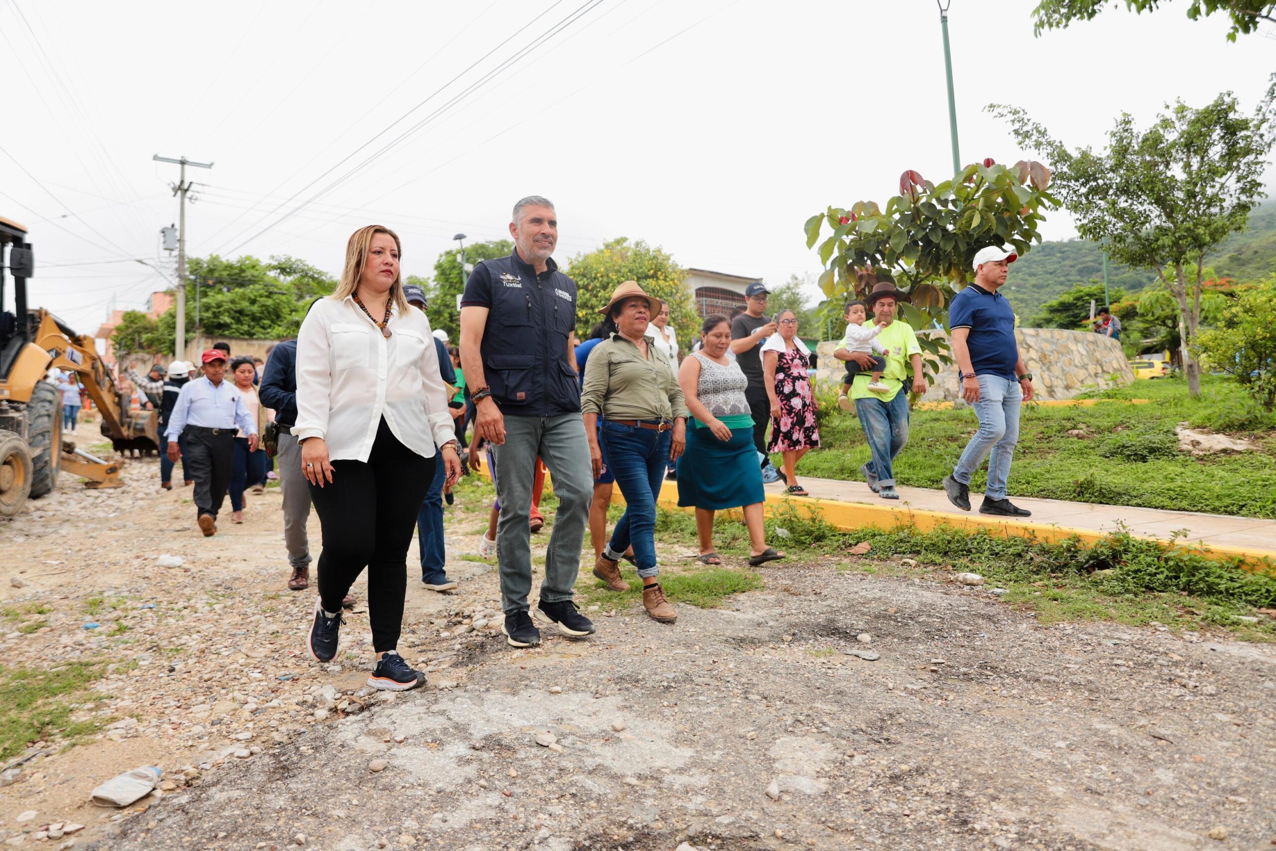 Angel Torres cumple un sueño de 30 años en Jardines del Norte con obra de justicia social