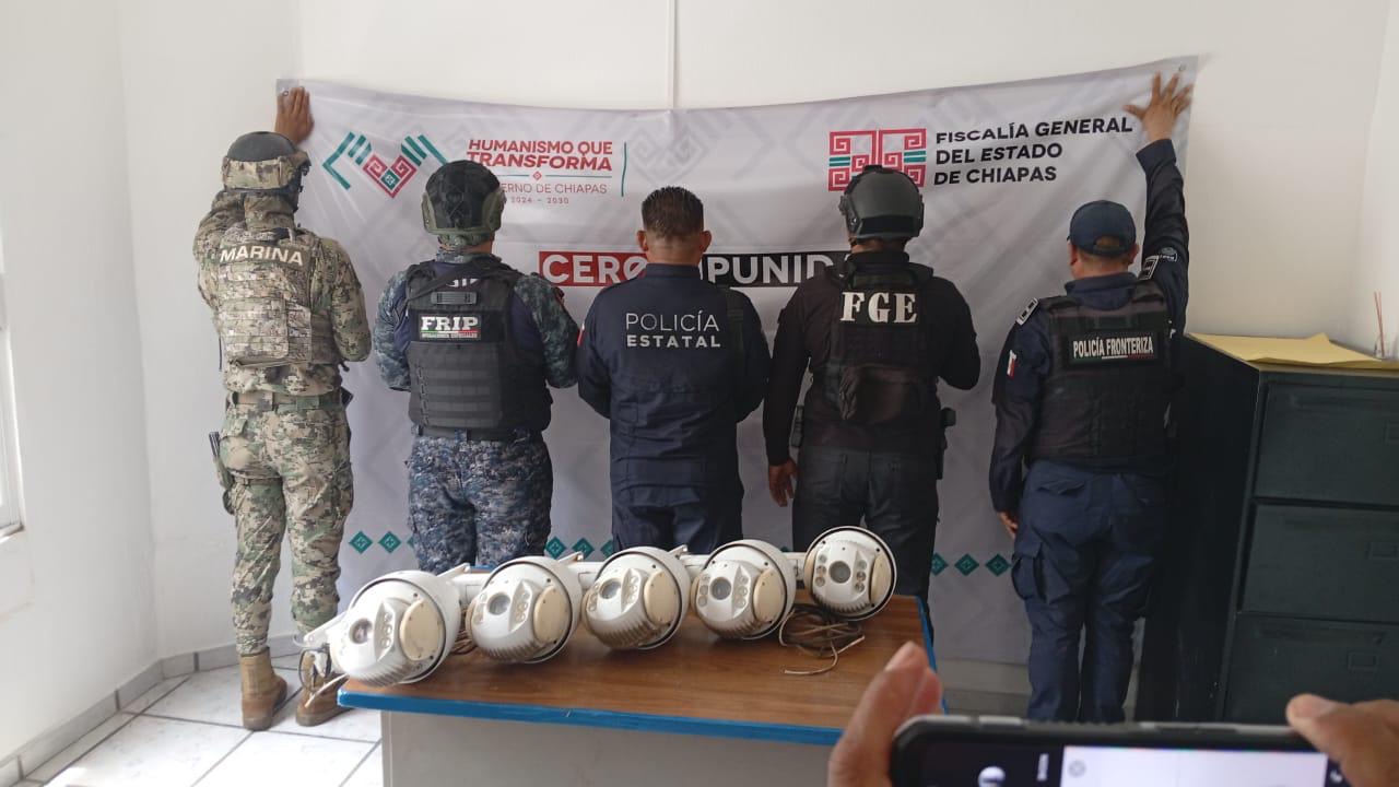 En Suchiate, desmantelan cámaras de vigilancia clandestinas: FGE