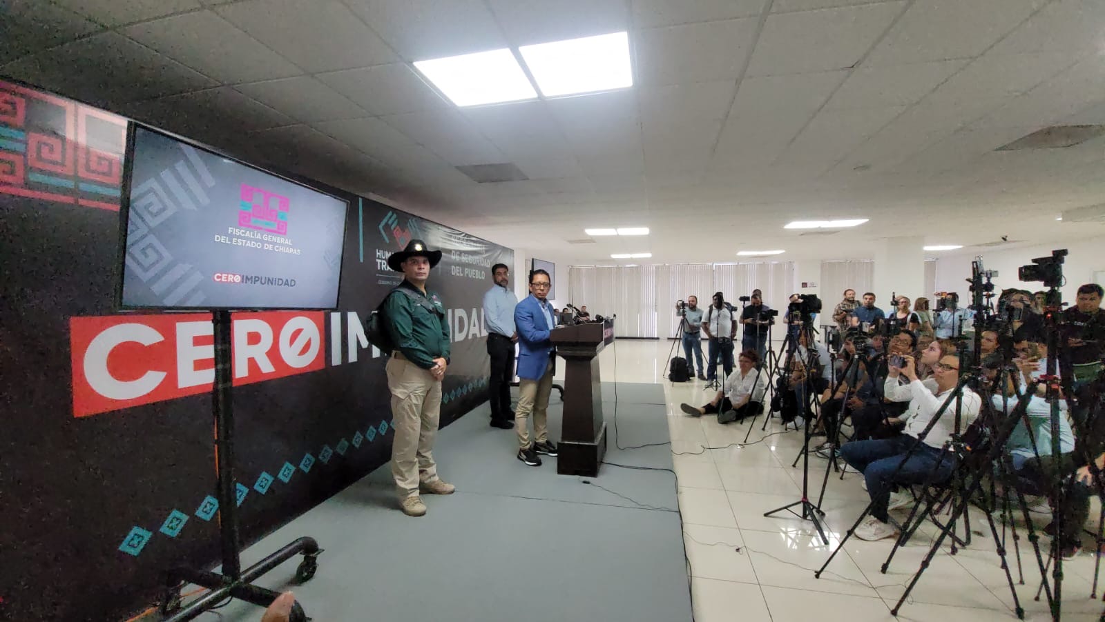 Descarta la FGE desplazamientos forzados de personas a Guatemala