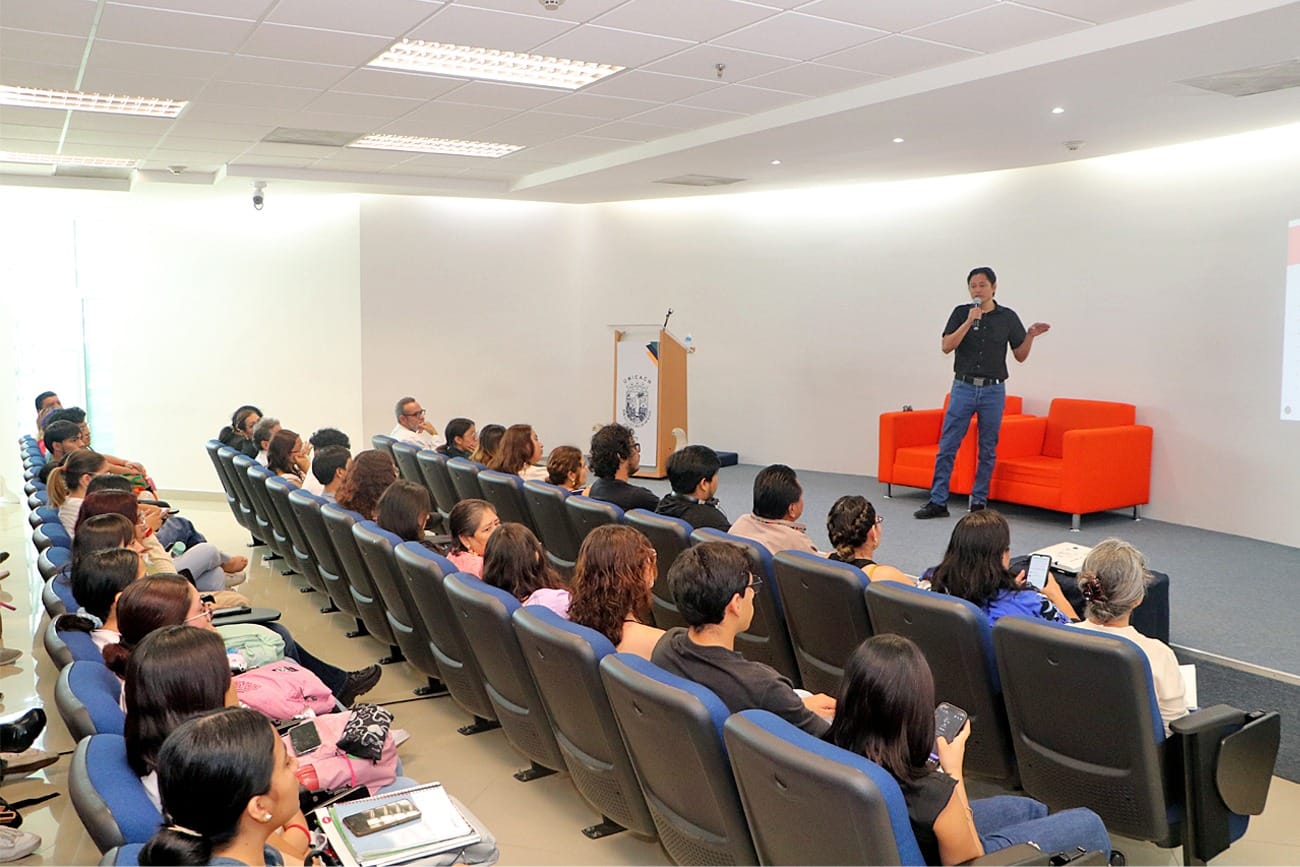 Especialista del INAOE expone en la UNICACH sobre inteligencia computacional