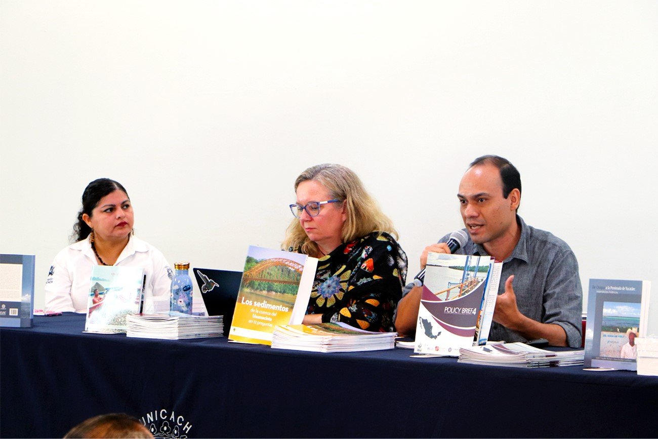 IIGERCC participa en seminario del CIESAS sobre extracción de sedimentos