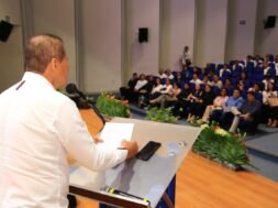 ea939851-bedb-42f8-afdc-fc57d53ca8b3