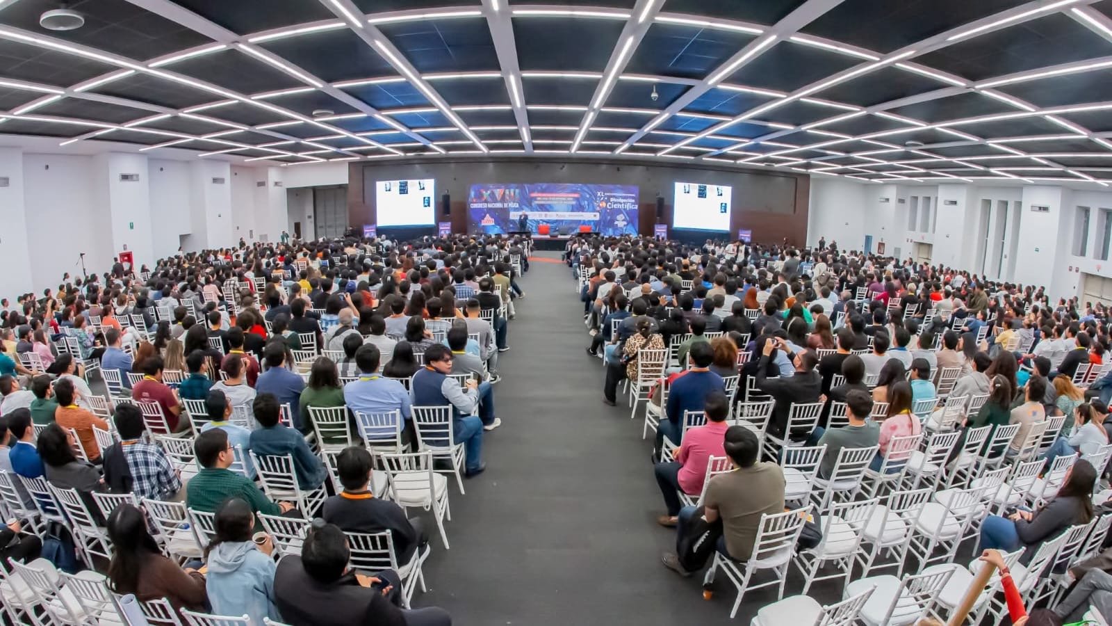 TecNM Tuxtla destaca en el Congreso Nacional de Física 2025