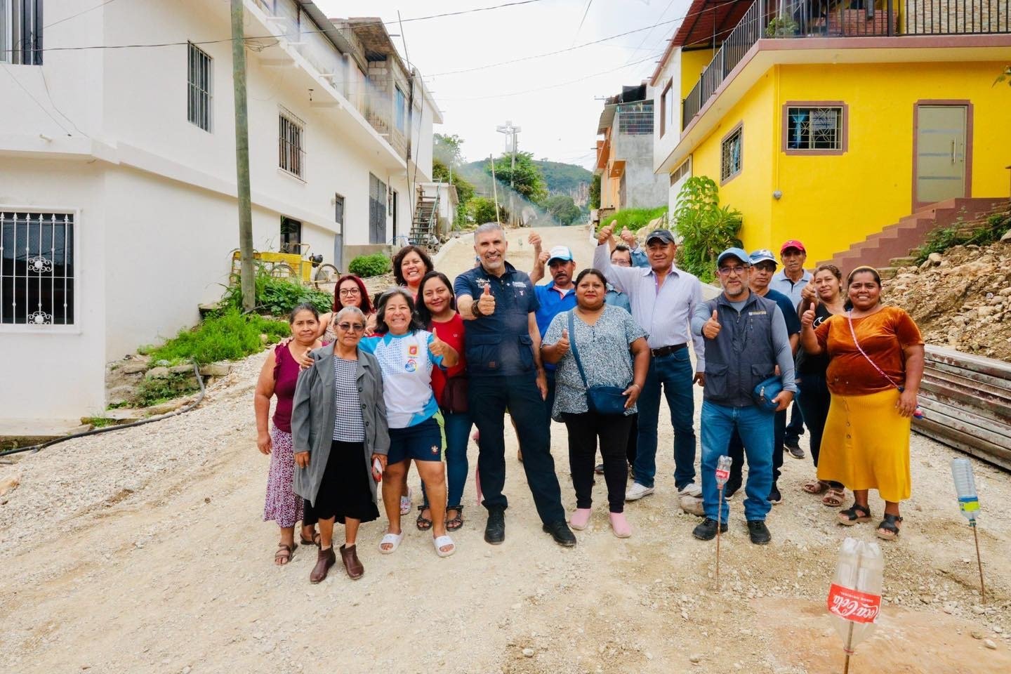 Realiza Angel Torres visita de seguimiento en calles de las colonias 7 de Abril y Módulo I, en Tuxtla