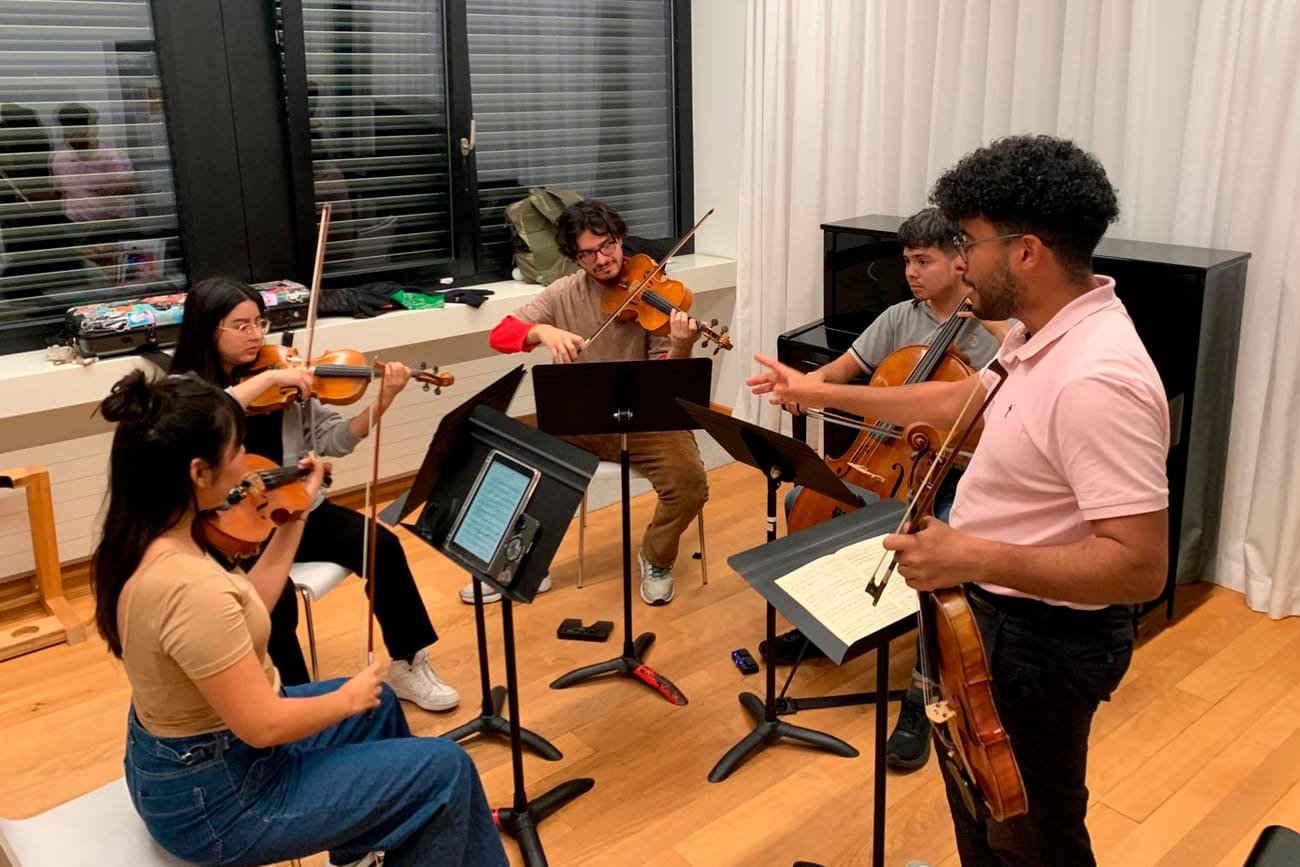 Músicos de la UNICACH destacan en Suiza