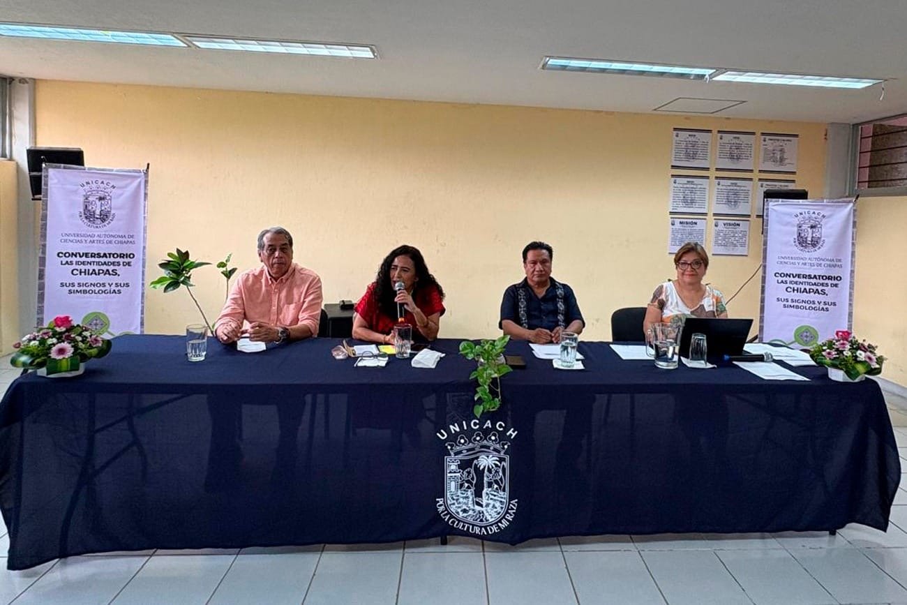 Analizan en Palenque los símbolos e identidades de ChiapasForo organizado por la UNICACH