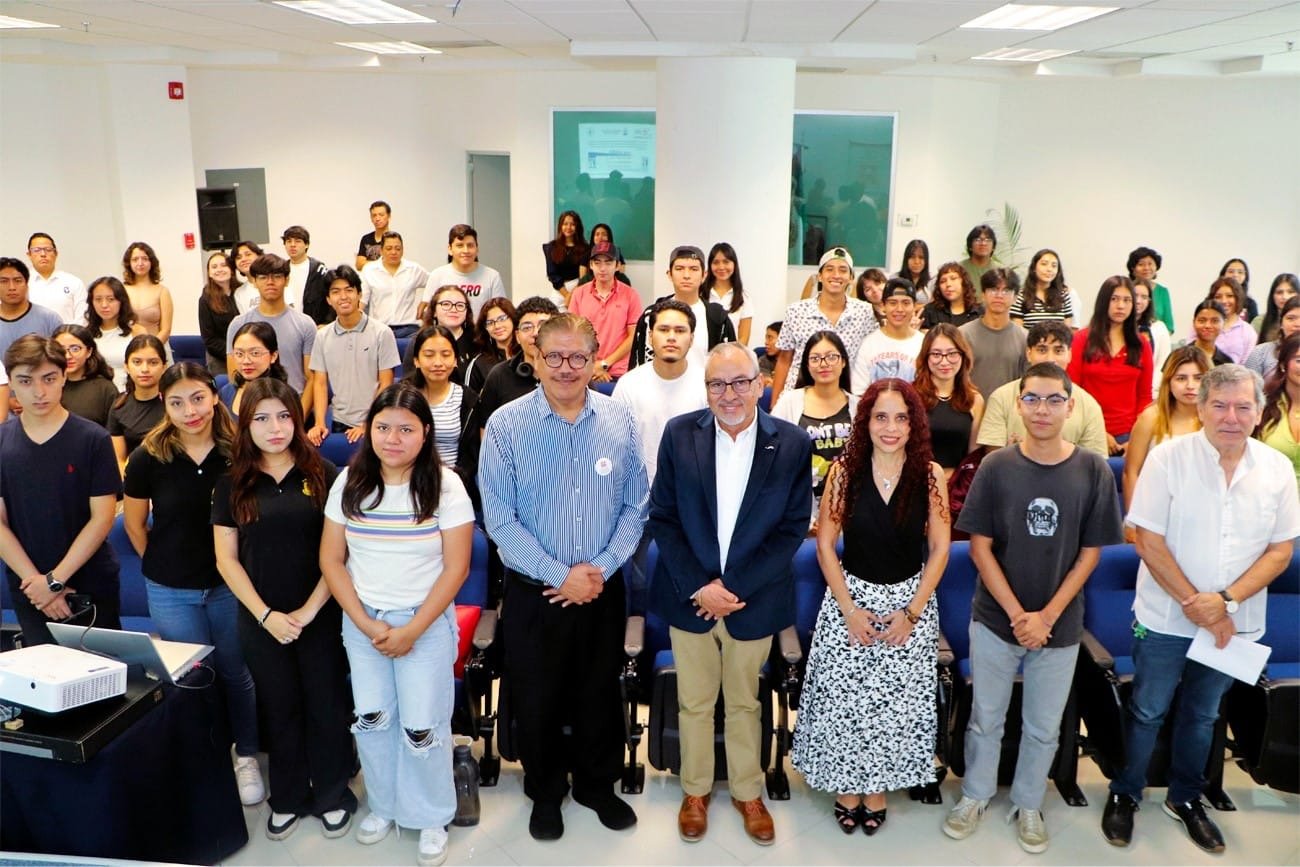 CIJ celebra 50 años con coloquio sobre salud mental en la UNICACHDestacan especialistas atención a las adicciones y la salud emocional
